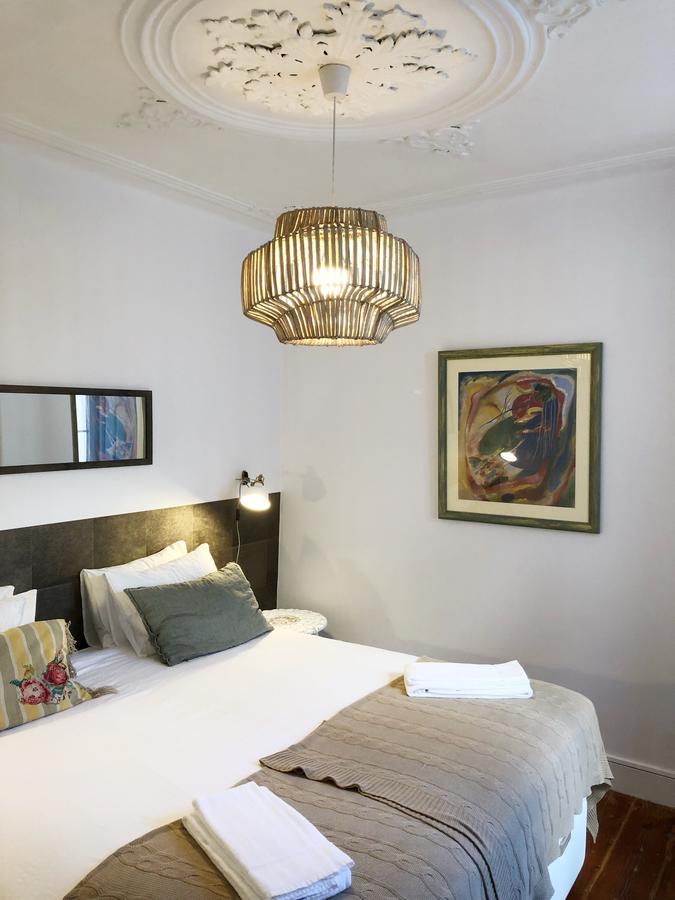 Remodeled Historic Apartment In Bairro Alto Lisbona Esterno foto